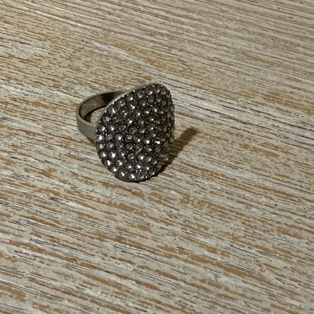 Cache Beautiful silver ring - Picture 7 of 10